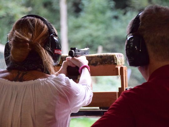 Schiessevent Damen 15 - Pistolenschützen am Rigi